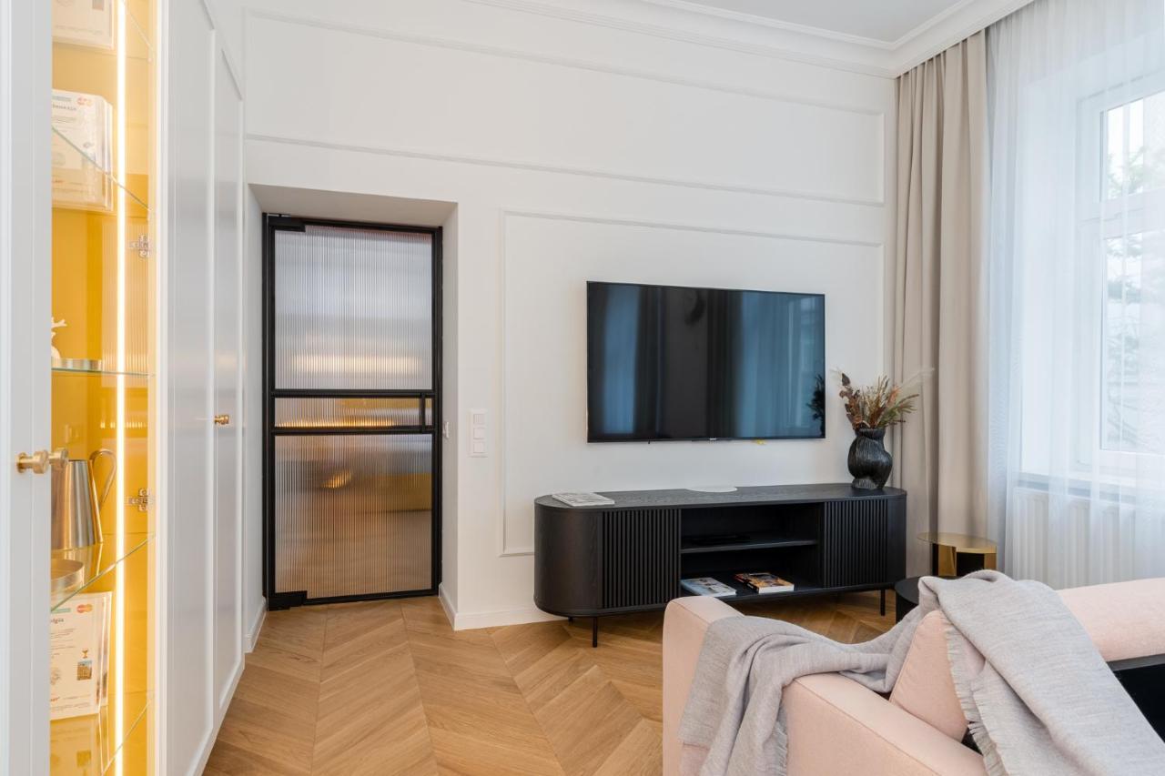 Premium Apartment In Parisian Style In The Heart Of Old Krakow Exterior photo